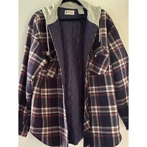 Northwest Territory Shacket Mens L Plaid Hooded Quilted Lined Snap Front